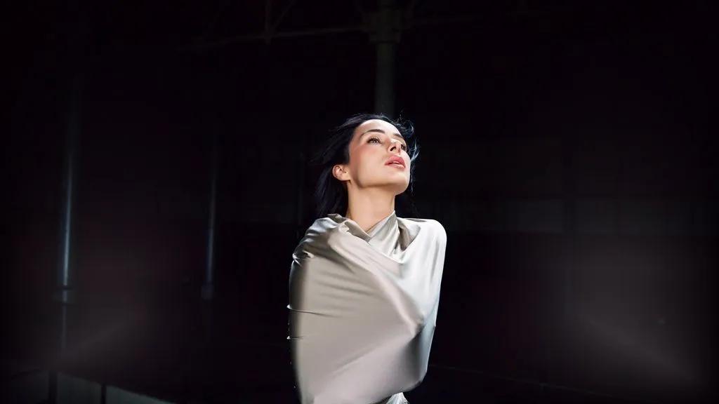 ZLATA OGNEVICH – «Fighter»: випустила англомовний трек про силу не зраджувати собі